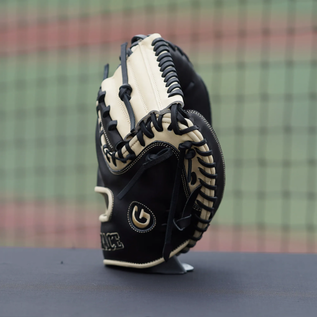 32.5" X-Closed Web Catchers Mitt Grace Glove - Grace Glove Company