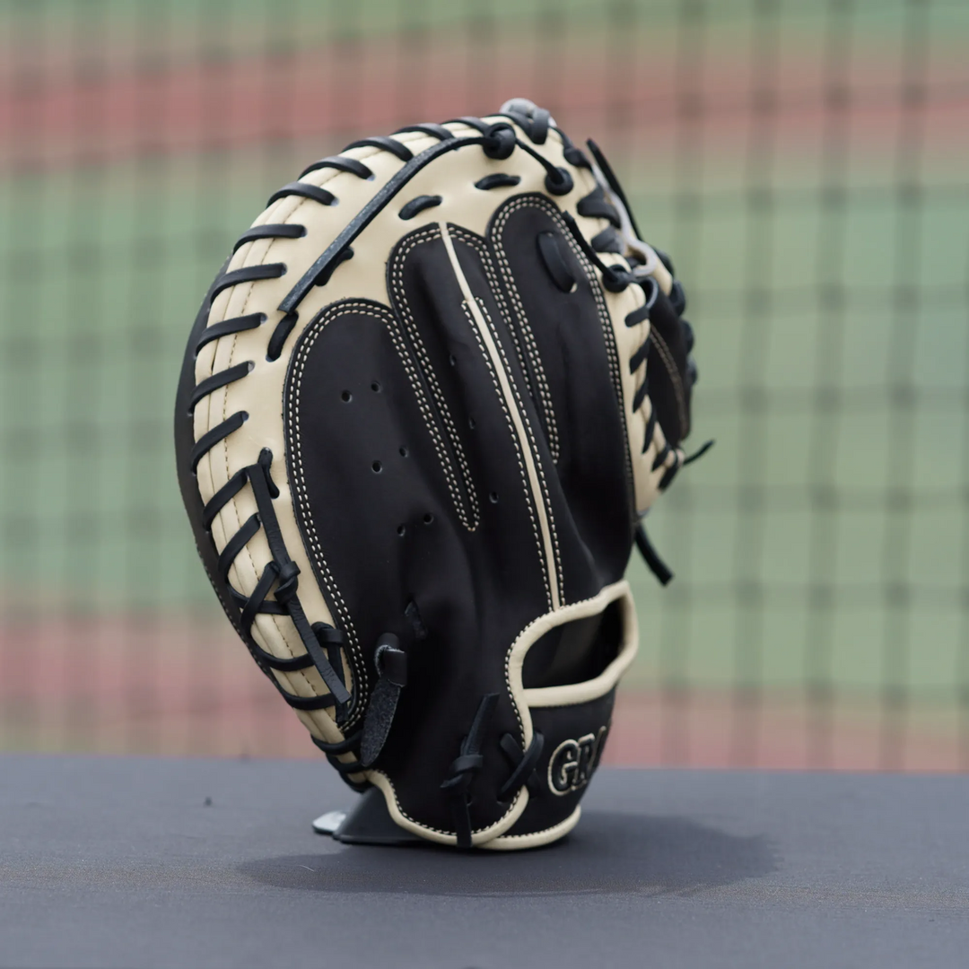 32.5" X-Closed Web Catchers Mitt Grace Glove - Grace Glove Company